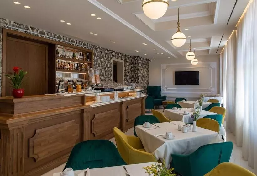 هتل Capolavoro Suites