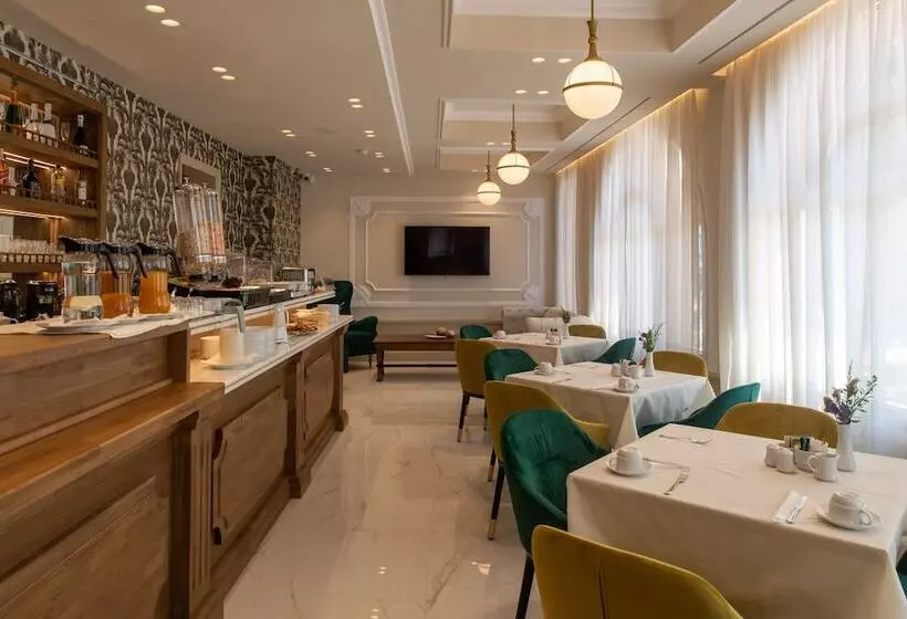 هتل Capolavoro Suites
