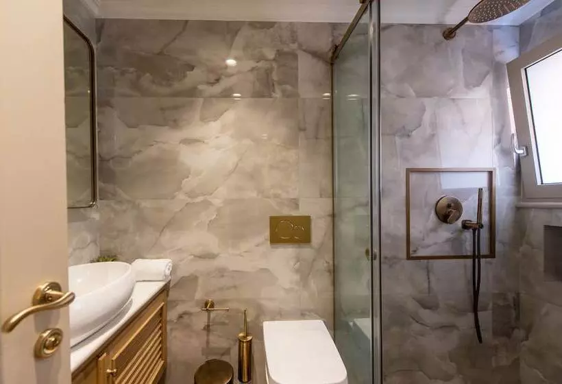 هتل Capolavoro Suites