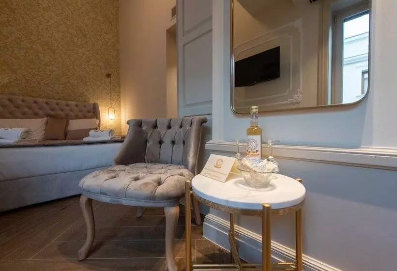 هتل Capolavoro Suites
