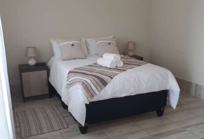 هتل Moonlight Resort