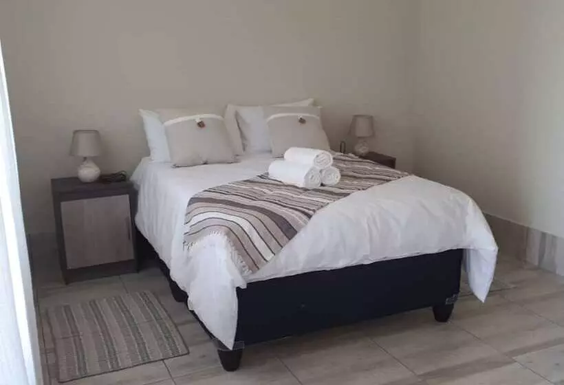 هتل Moonlight Resort