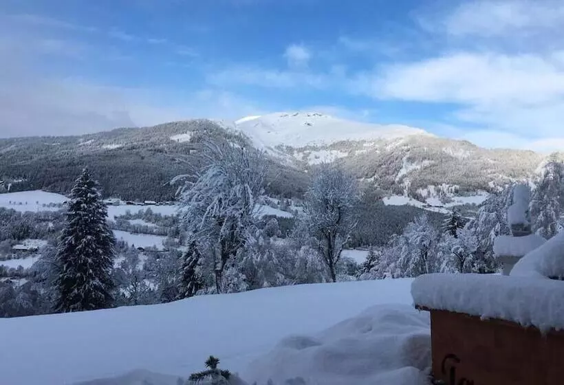 هتل Zur Alpenruhe