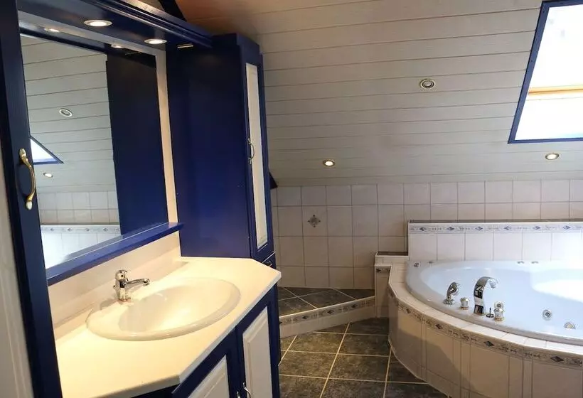 هتل Zur Alpenruhe