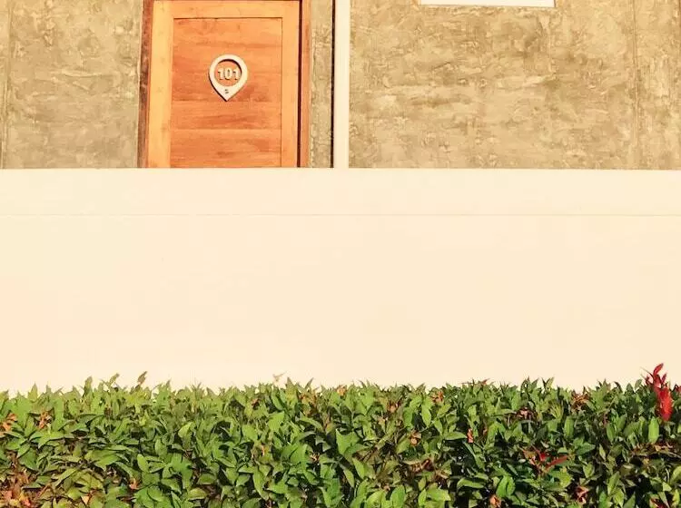 Hotelli Check In Resort Koh Larn