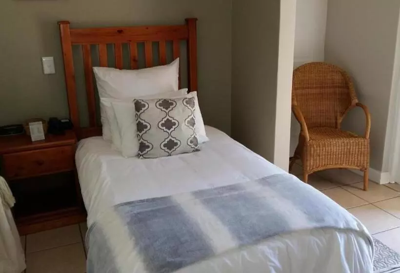 ホテル Liza's Cottage Guesthouse