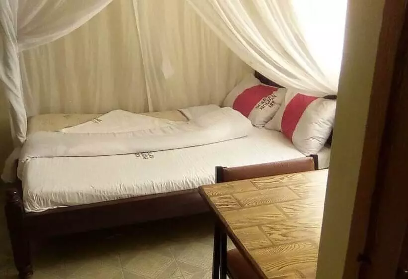 هتل Scarlet Holiday Inn