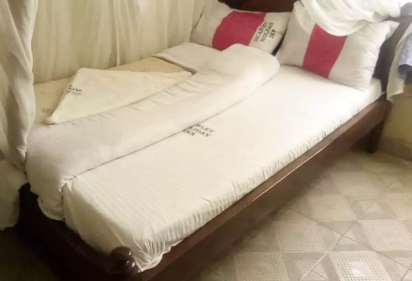 هتل Scarlet Holiday Inn