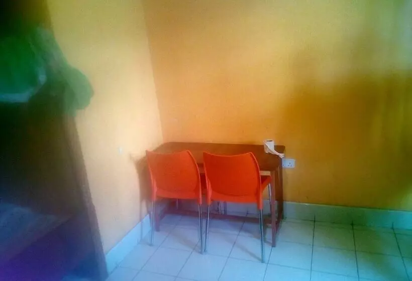 هتل Tripple Arrow Guest House