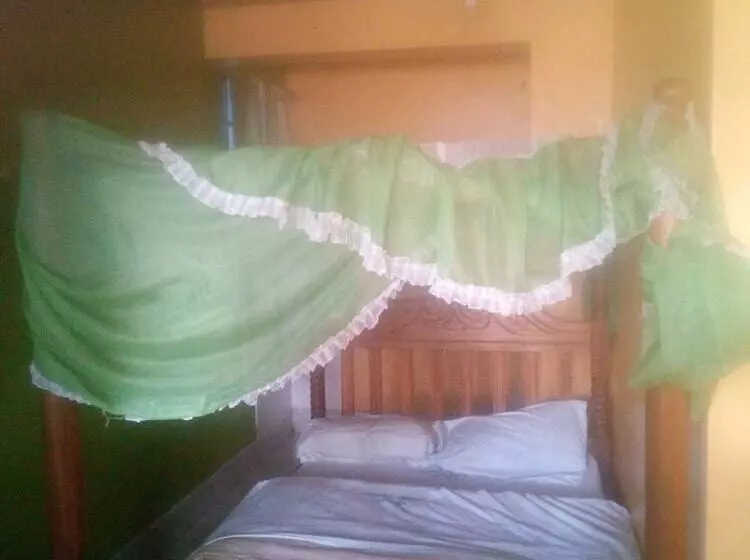 هتل Tripple Arrow Guest House