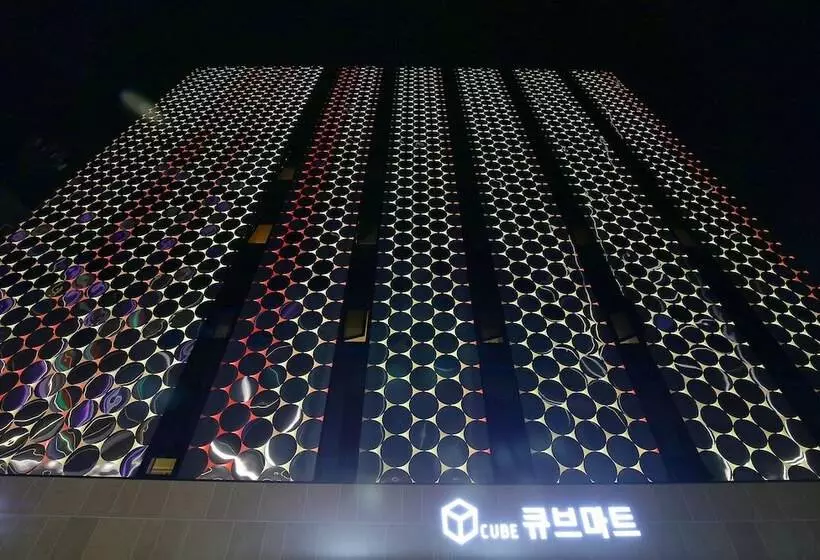 Asan Hotel Cube