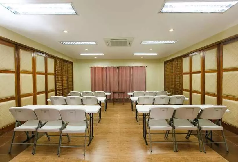 Hotelli La Luz Beach Resort