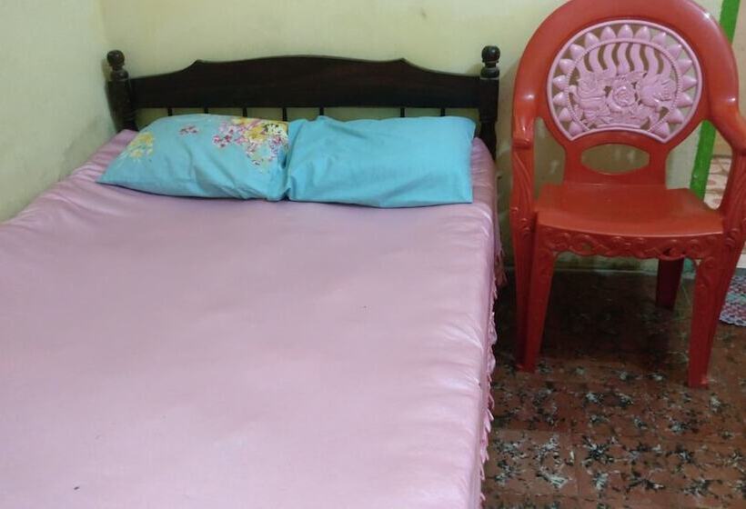 Hotel Losmen Tut Wuri 2