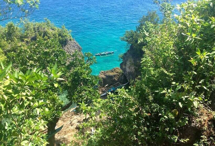 Hotel Mick & Kaye S B&b