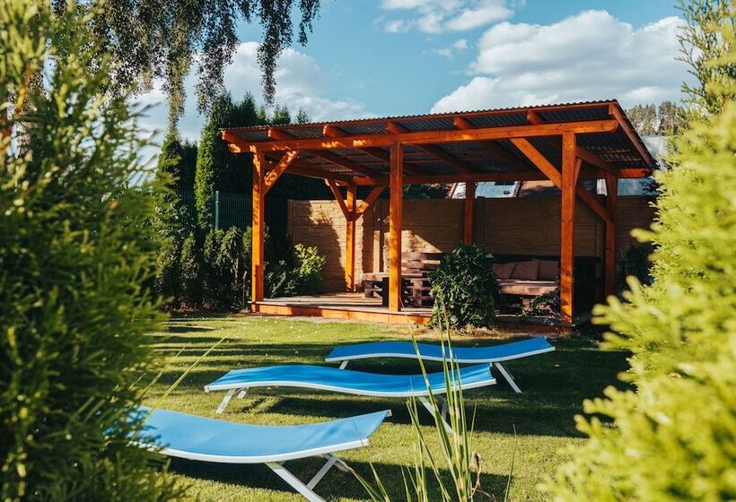 Hotel Penzion Larion