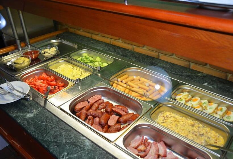 Hotel Penzion Larion