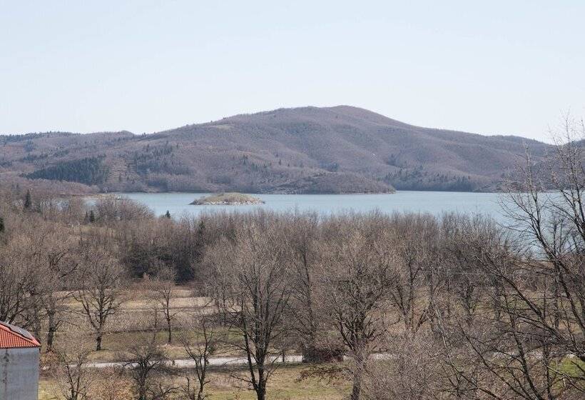 فندق Silva Suites