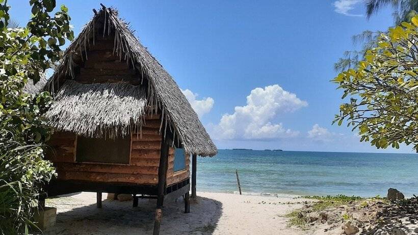 هتل Mikadi Beach Camp