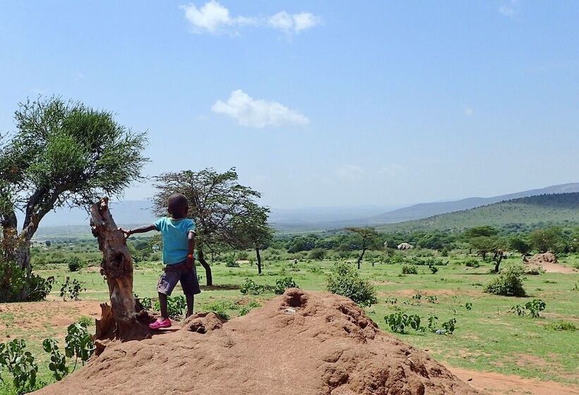 هتل Olonyori Maasai House