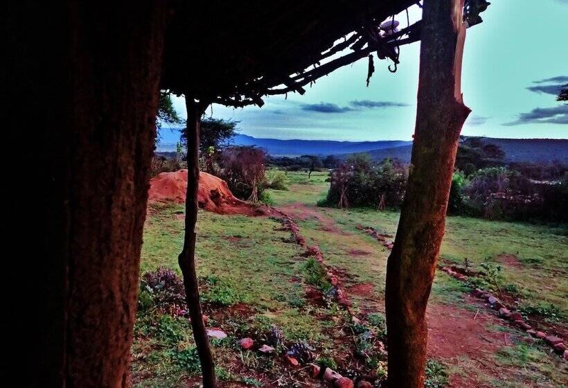 هتل Olonyori Maasai House