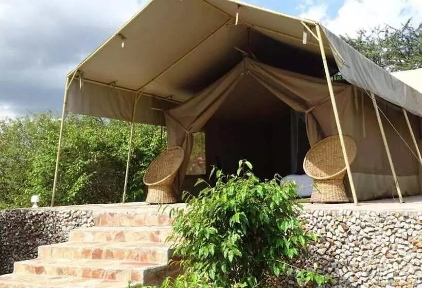 هتل Semadep Safari Camp