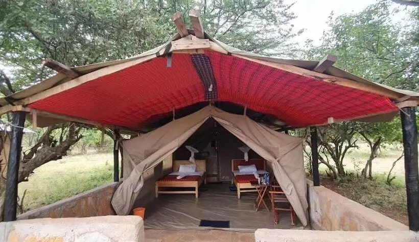هتل Semadep Safari Camp