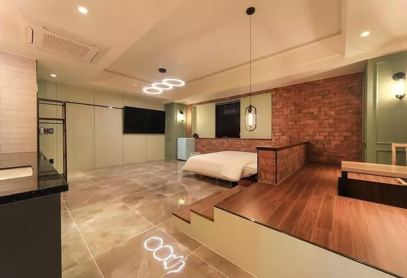 ホテル Ulsan Jinjangdong Samsungjang