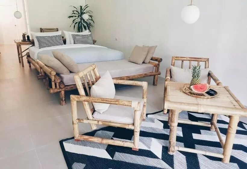 Hotelli Bambooraya Villa