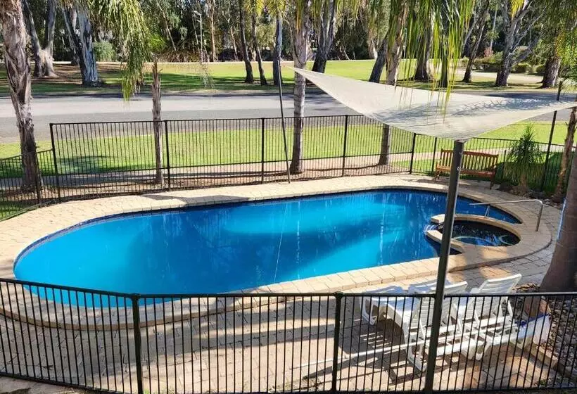 Hotelli Barham Bridge Motor Inn