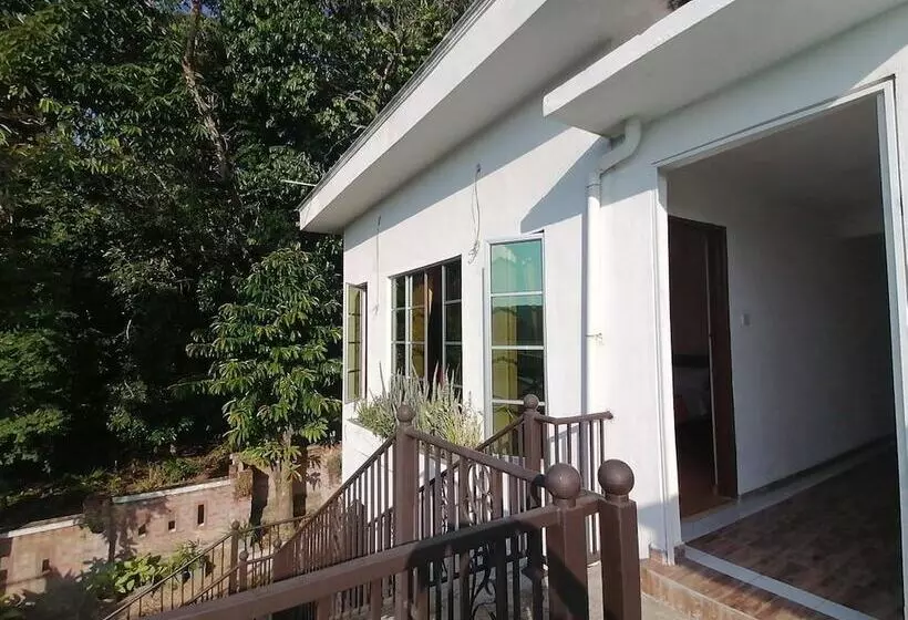 ホテル Guesthouse Beluru