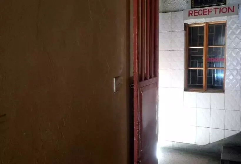 هتل Kibiro Lodge