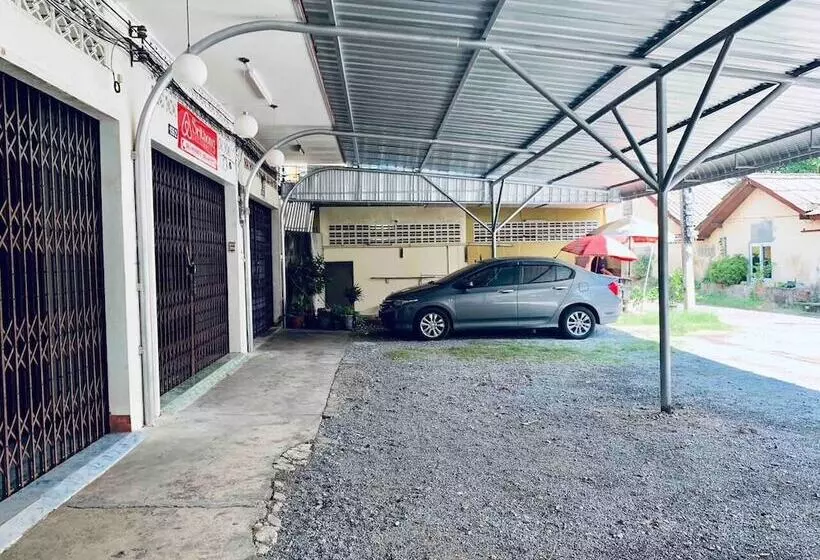 هتل Srithong Guesthouse