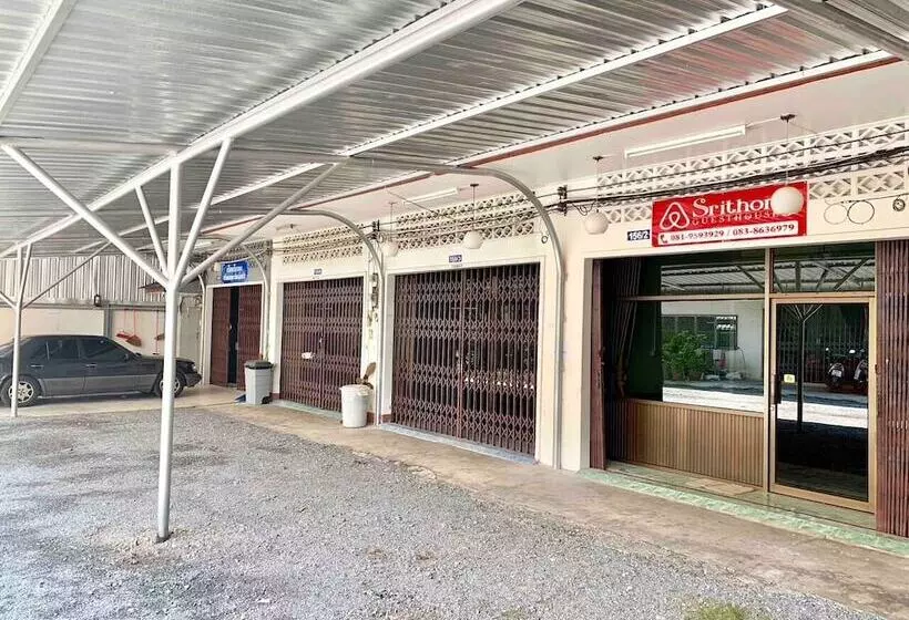 هتل Srithong Guesthouse