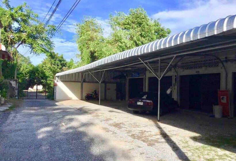 בית מלון כפרי Srithong Guesthouse