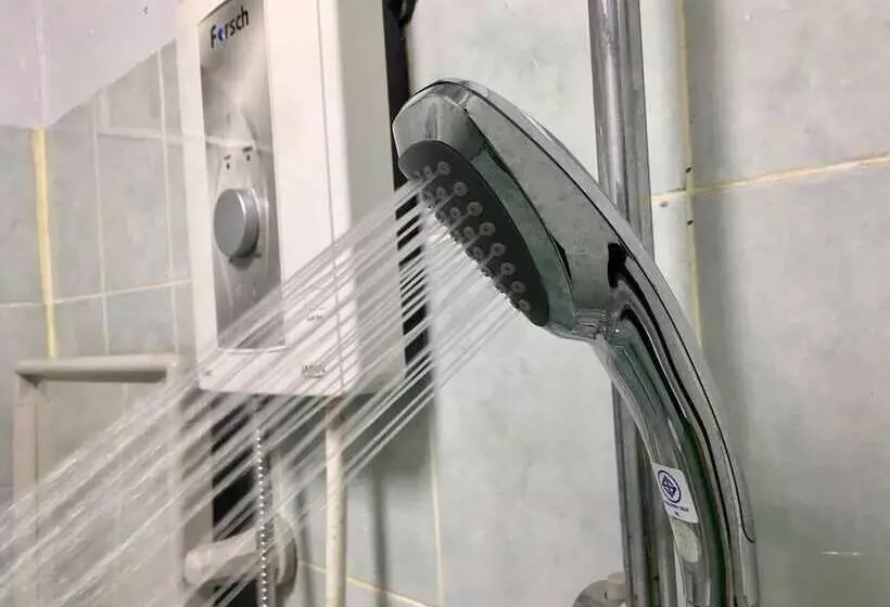 هتل Srithong Guesthouse