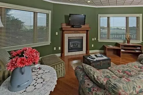 Bed and Breakfast Holmes With A View