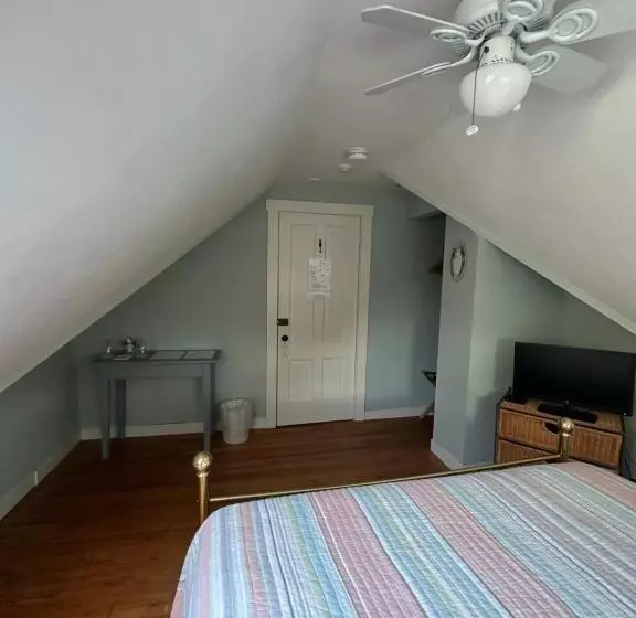 צימר The Inn At The Oaks