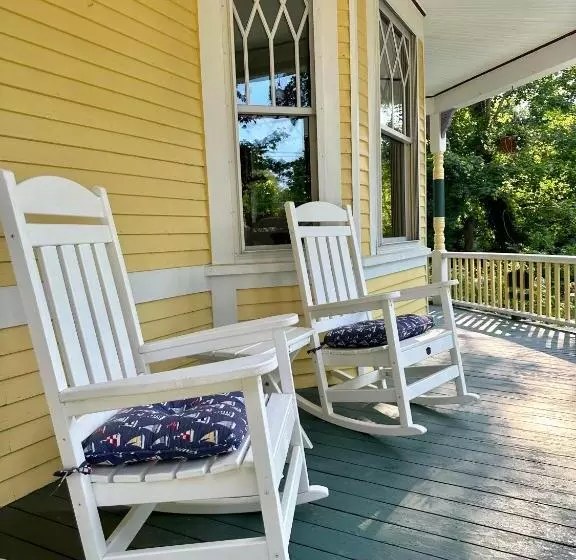 צימר The Inn At The Oaks