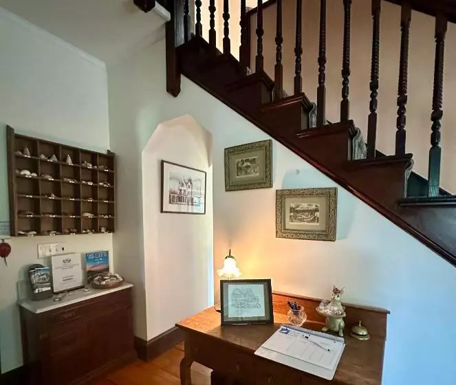 צימר The Inn At The Oaks