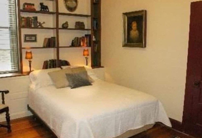 Bed and Breakfast Prince Solms Inn