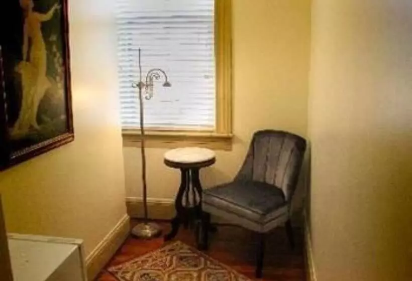 민박 Prince Solms Inn