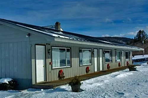 민박 The Combes Family Inn