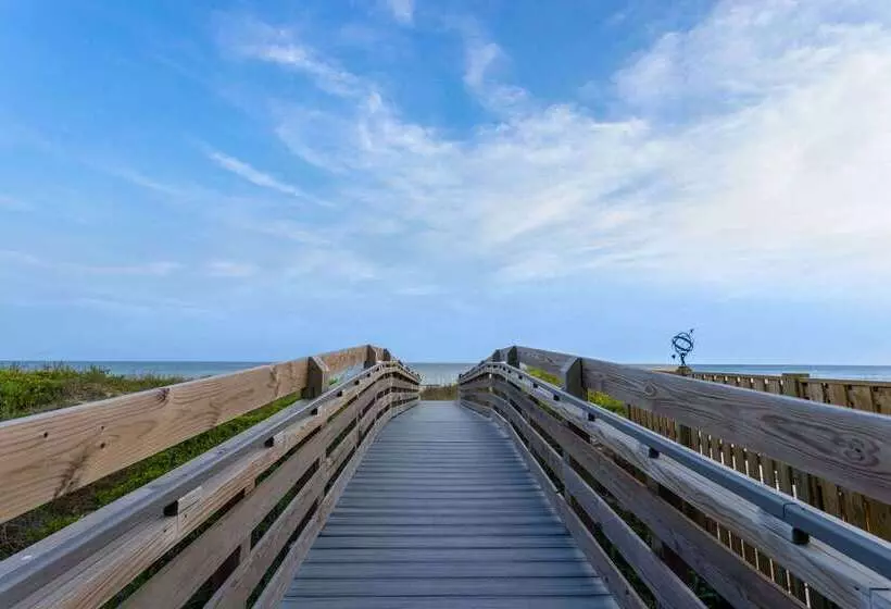 호텔 Atlantic Beach Resort, A Ramada By Wyndham