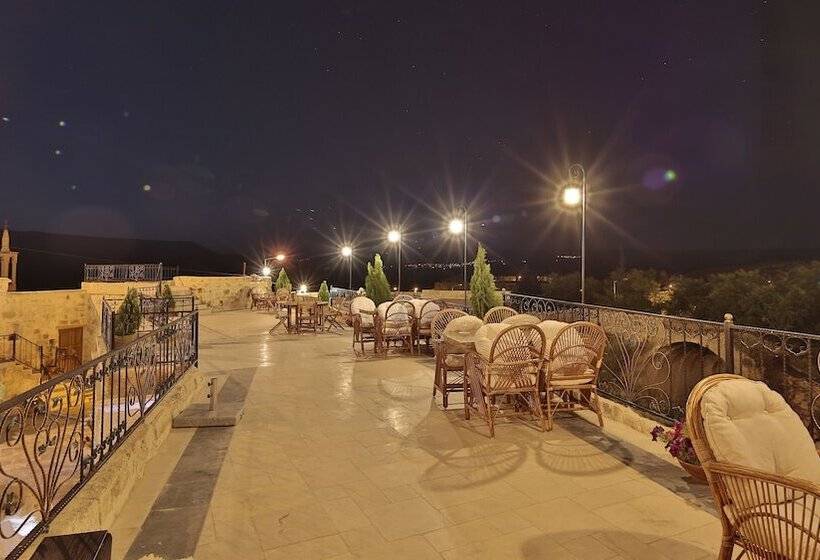 هتل Golden Cave Suites