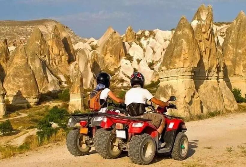 هتل Golden Cave Suites