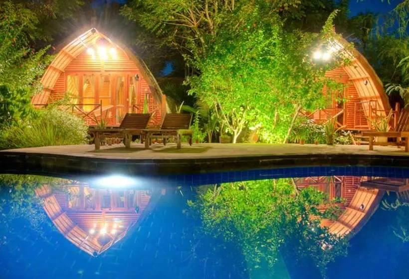 هتل Manta Dive Resort Gili Air