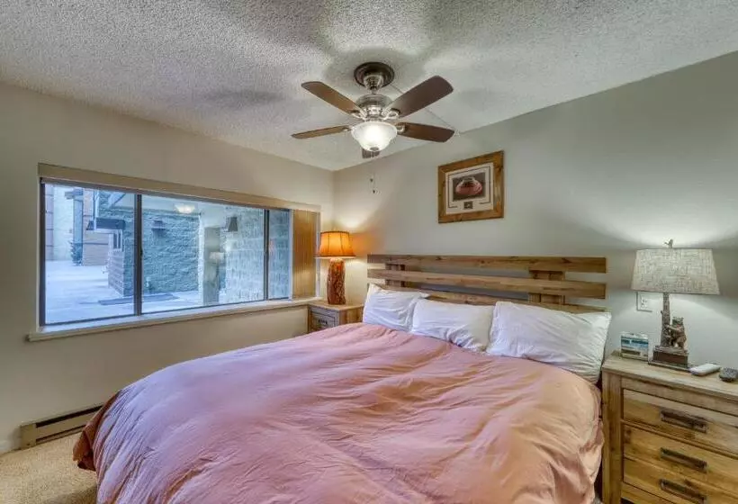 בית מלון כפרי Powderhorn Condo