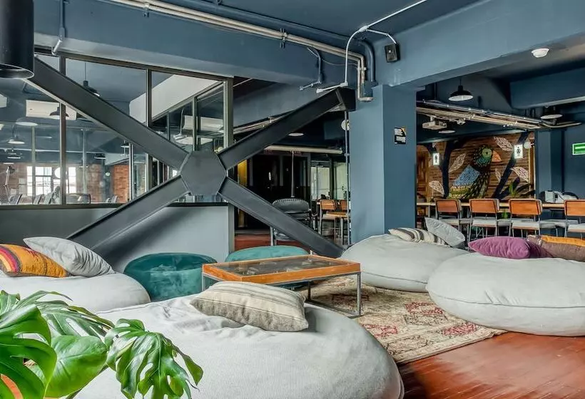 Отель Selina Mexico City Downtown