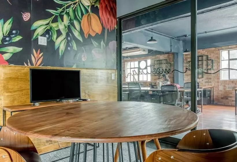 Отель Selina Mexico City Downtown