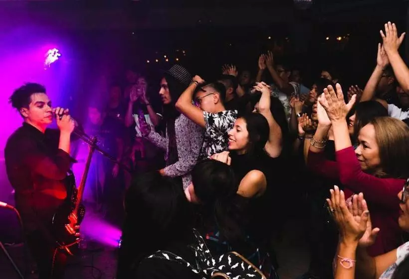 Отель Selina Mexico City Downtown